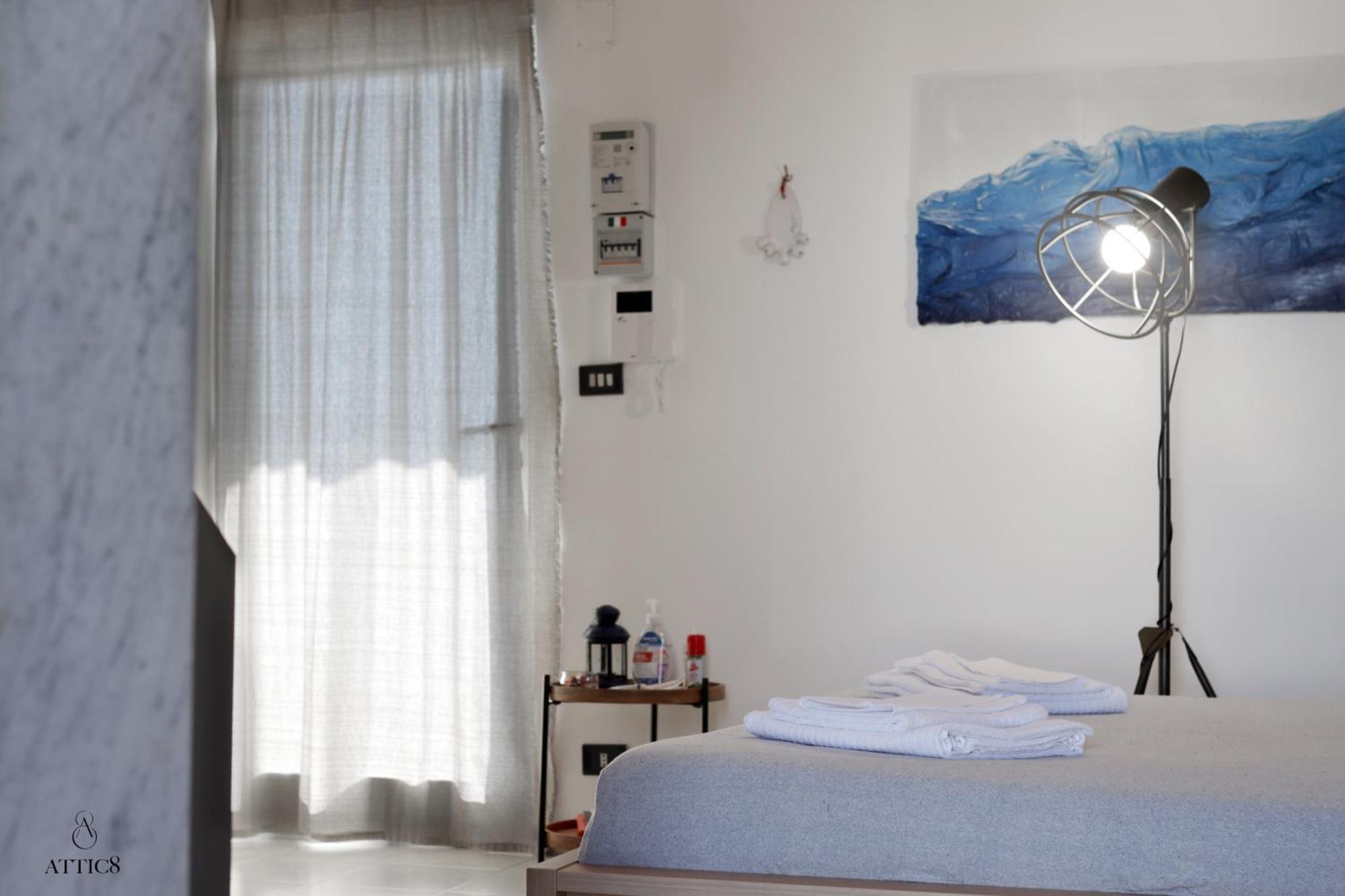 Attic8 Daire Bari Dış mekan fotoğraf